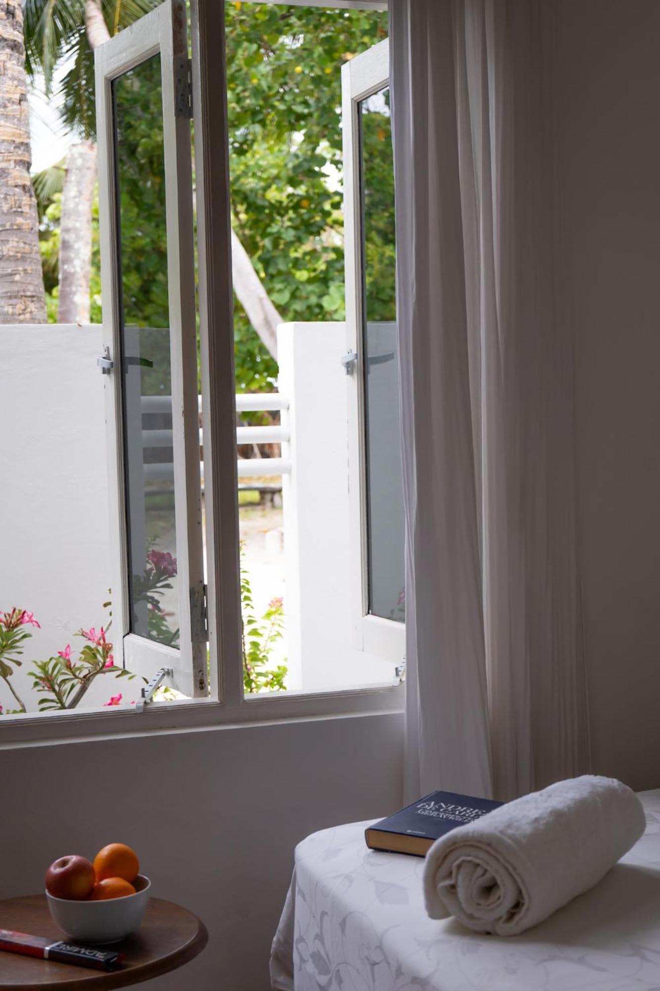 Hotel Vaali Maldives Island Escapes & Dive Felidhoo Exterior foto